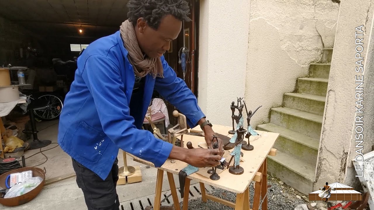 LDWTV - Souleymane Traore, sculpteur suivi de contes africains  lus par Martine Lebon